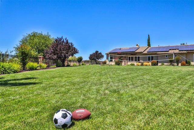 39520 Colleen Way, Temecula, CA 92592