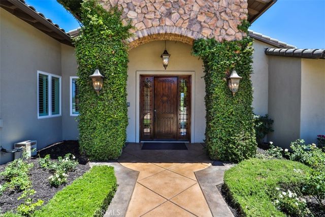 39520 Colleen Way, Temecula, CA 92592
