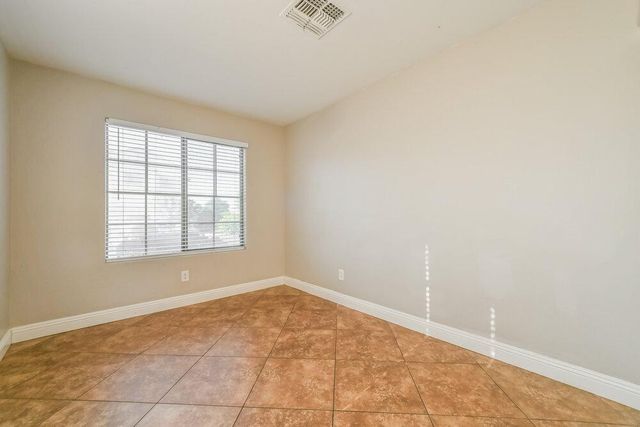 354 E Bradstock Way, San Tan Valley, AZ 85140