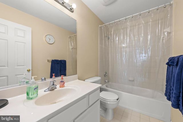 114 NASSAU DR, Winchester, VA 22602
