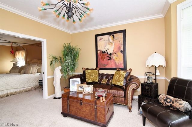 417 W Glengary Circle, Highland Heights, OH 44143