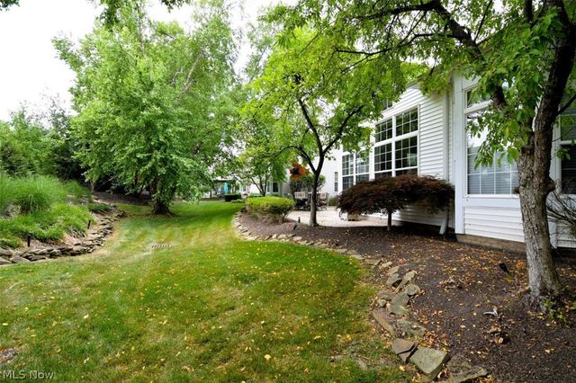 417 W Glengary Circle, Highland Heights, OH 44143