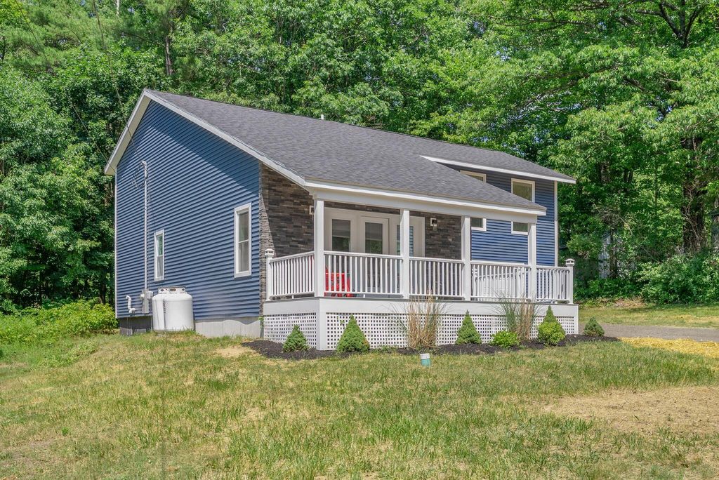 28 Douglas Street, Lisbon, ME 04252 — photo 4