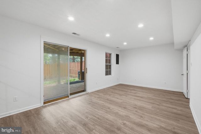 46601 CARRIAGE CT, Sterling, VA 20164