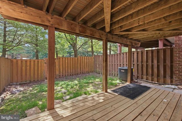 46601 CARRIAGE CT, Sterling, VA 20164