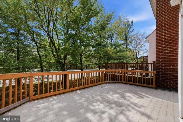 46601 CARRIAGE CT, Sterling, VA 20164