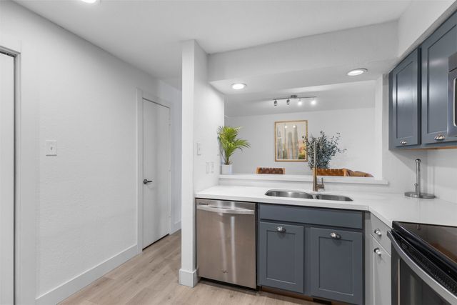4777 Cedar Springs Road 2J, Dallas, TX 75219