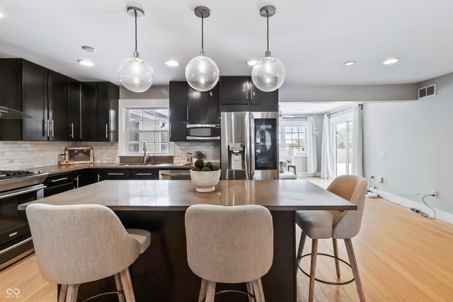 6435 Breamore Road, Indianapolis, IN 46220