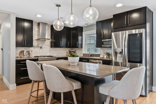 6435 Breamore Road, Indianapolis, IN 46220