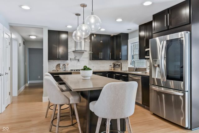 6435 Breamore Road, Indianapolis, IN 46220