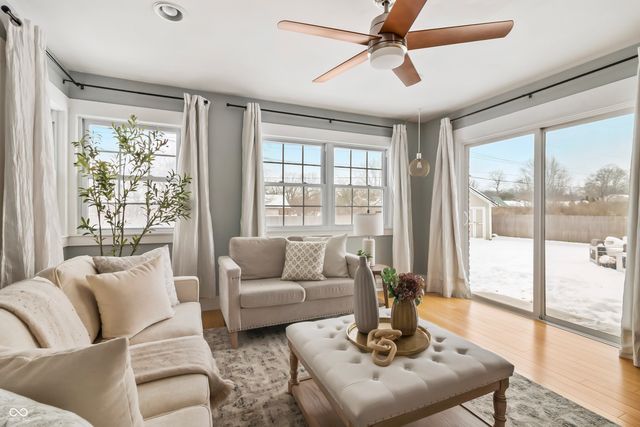 6435 Breamore Road, Indianapolis, IN 46220