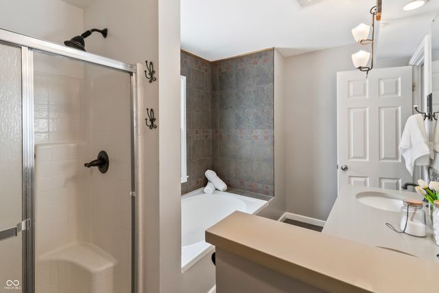 6435 Breamore Road, Indianapolis, IN 46220