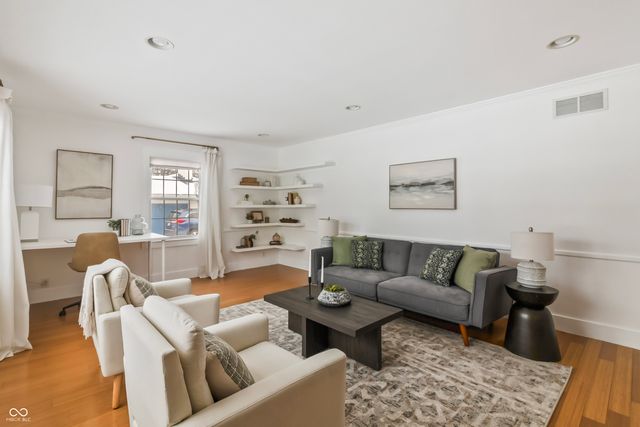 6435 Breamore Road, Indianapolis, IN 46220