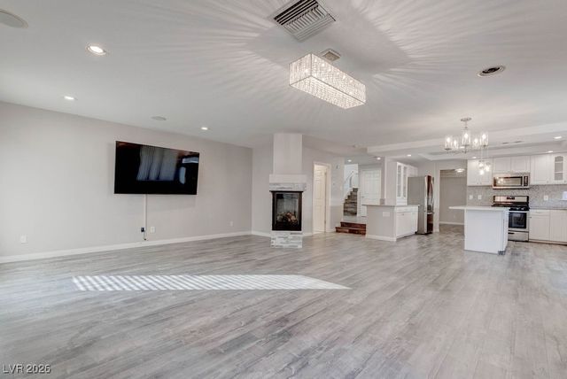 7898 Spindrift Cove Street, Las Vegas, NV 89139