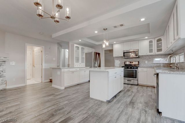 7898 Spindrift Cove Street, Las Vegas, NV 89139