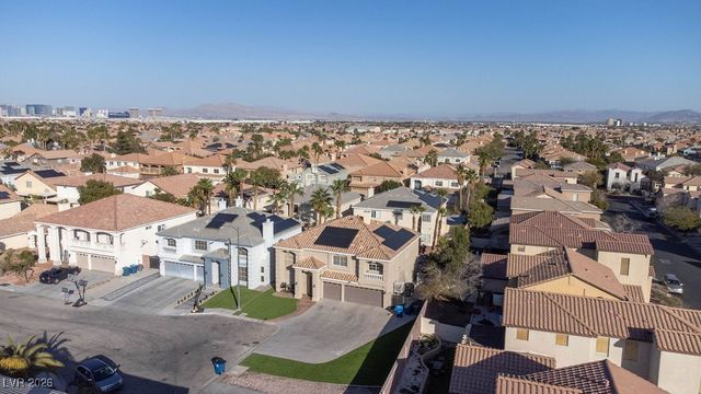 7898 Spindrift Cove Street, Las Vegas, NV 89139