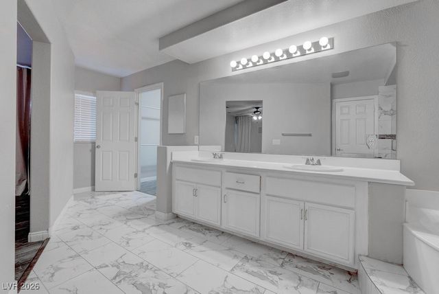 7898 Spindrift Cove Street, Las Vegas, NV 89139