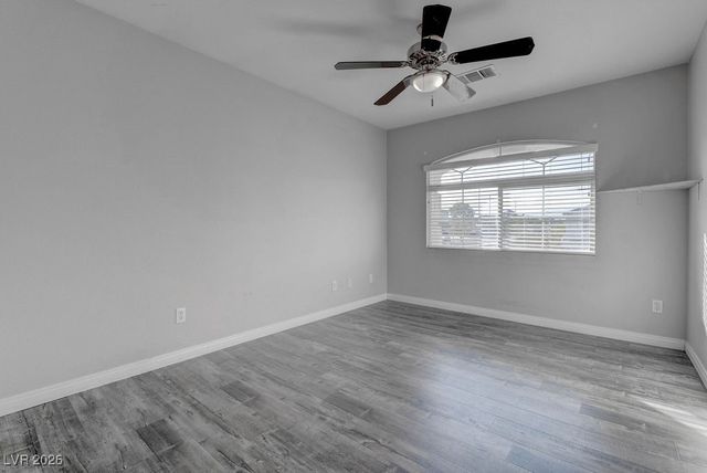 7898 Spindrift Cove Street, Las Vegas, NV 89139