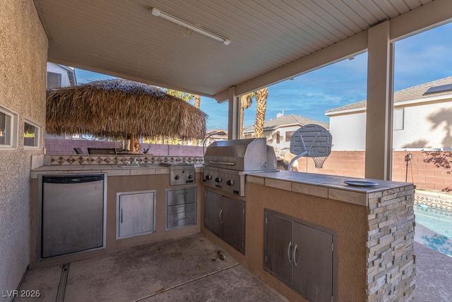 7898 Spindrift Cove Street, Las Vegas, NV 89139