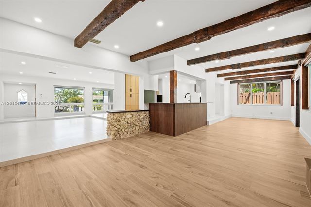 5421 Buchanan St, Hollywood, FL 33021