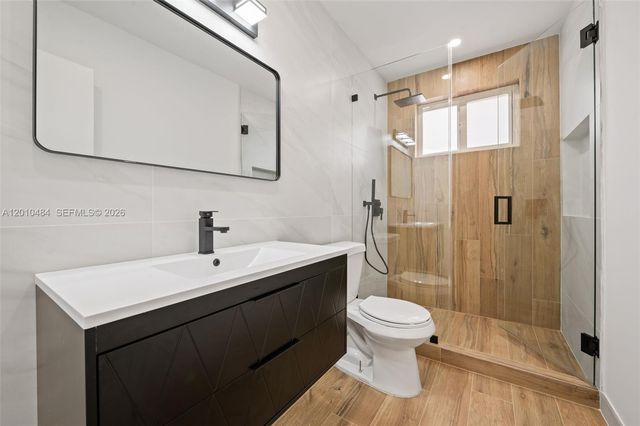 5421 Buchanan St, Hollywood, FL 33021