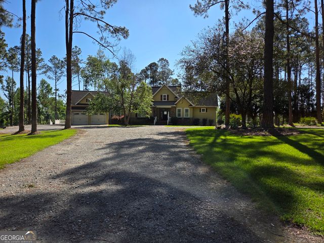 300 Hammond Powell Road, Hazlehurst, GA 31539
