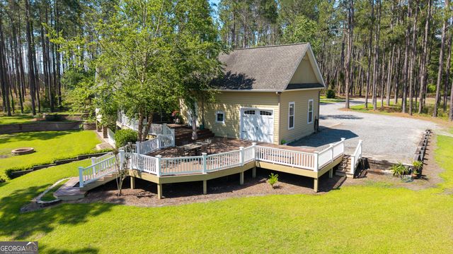 300 Hammond Powell Road, Hazlehurst, GA 31539
