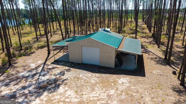 300 Hammond Powell Road, Hazlehurst, GA 31539