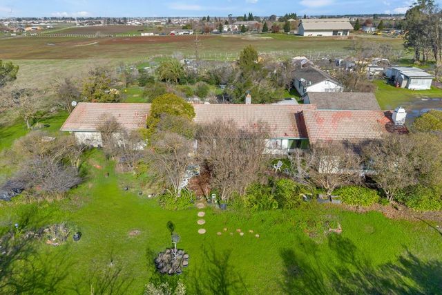 9401 Rogers Rd, Sacramento, CA 95829