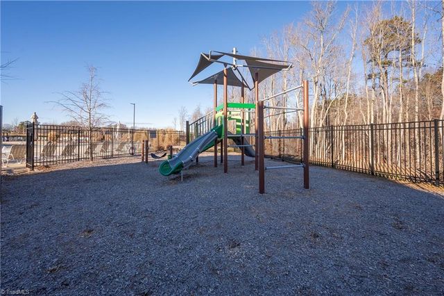 2049 Welden Ridge Road, Kernersville, NC 27284