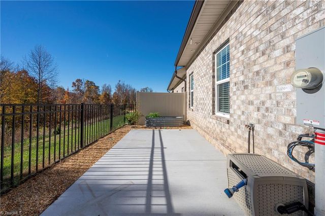2049 Welden Ridge Road, Kernersville, NC 27284