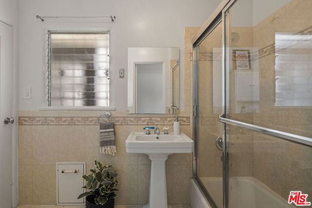 6122 W 6th Street, Los Angeles, CA 90048