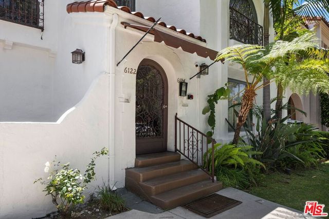 6122 W 6th Street, Los Angeles, CA 90048