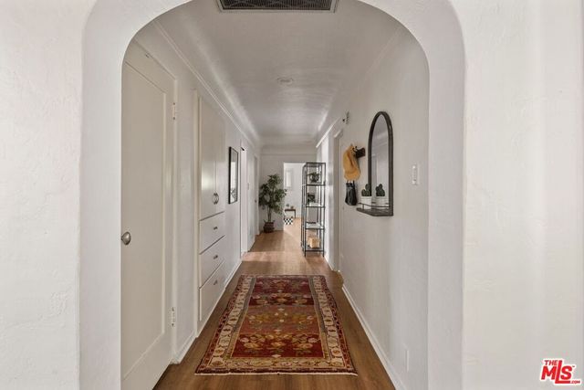 6122 W 6th Street, Los Angeles, CA 90048