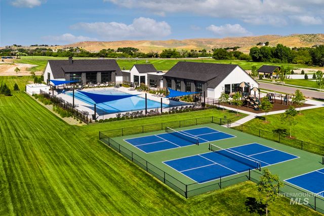 9262 W Sooty Grouse Ct, Boise, ID 83714