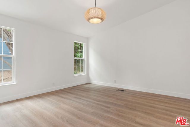 5311 Packard Street, Los Angeles, CA 90019