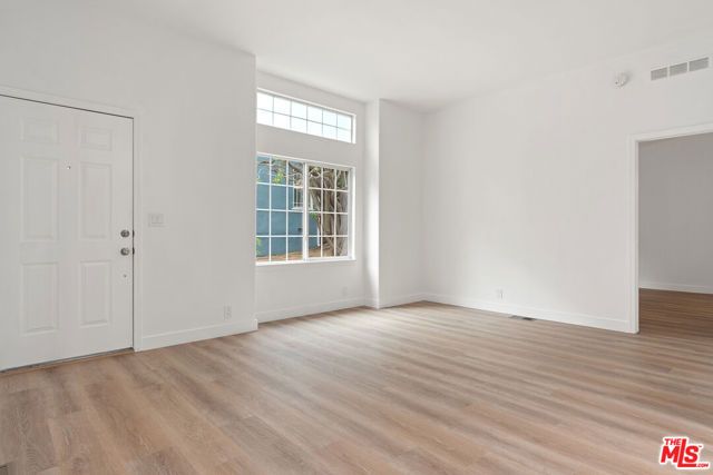 5311 Packard Street, Los Angeles, CA 90019