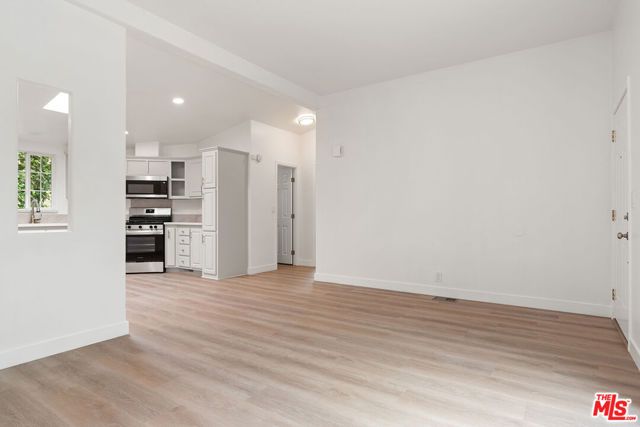 5311 Packard Street, Los Angeles, CA 90019