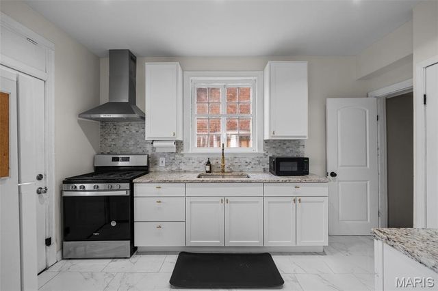 6827 Plymouth Avenue, University City, MO 63130