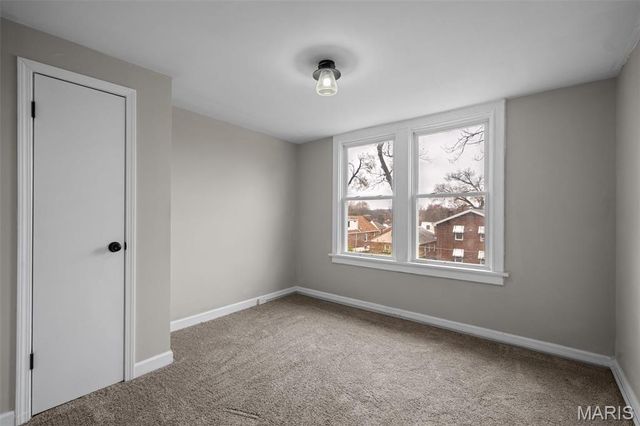 6827 Plymouth Avenue, University City, MO 63130