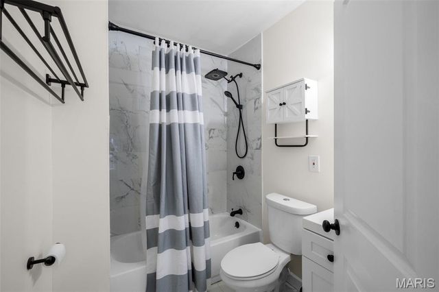 6827 Plymouth Avenue, University City, MO 63130