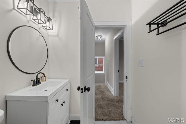 6827 Plymouth Avenue, University City, MO 63130