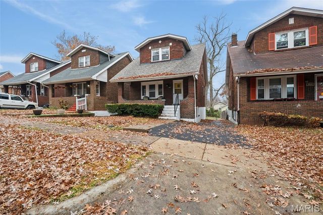 6827 Plymouth Avenue, University City, MO 63130