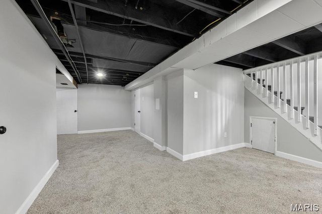 6827 Plymouth Avenue, University City, MO 63130