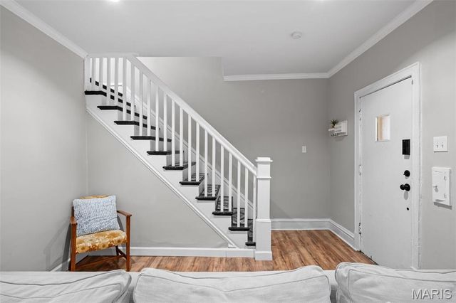 6827 Plymouth Avenue, University City, MO 63130