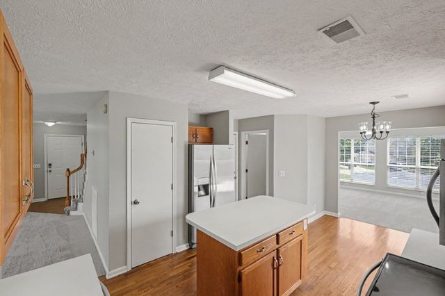 104 Deer Ridge Ln, Hendersonville, TN 37075
