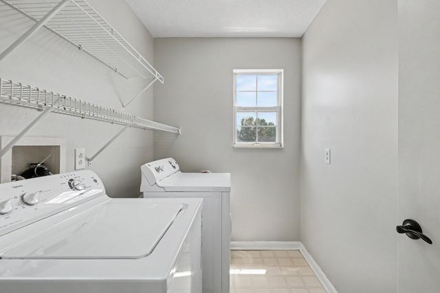 104 Deer Ridge Ln, Hendersonville, TN 37075
