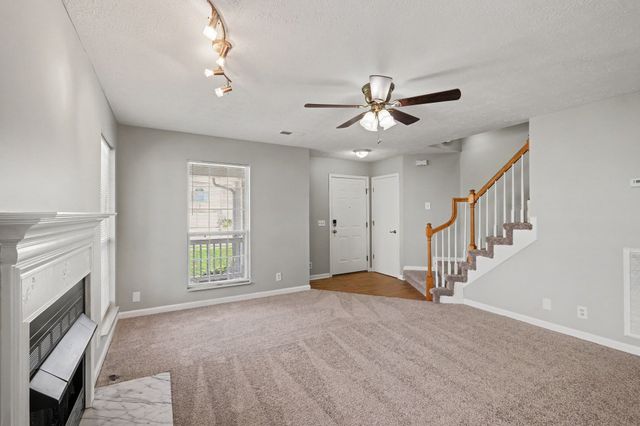 104 Deer Ridge Ln, Hendersonville, TN 37075