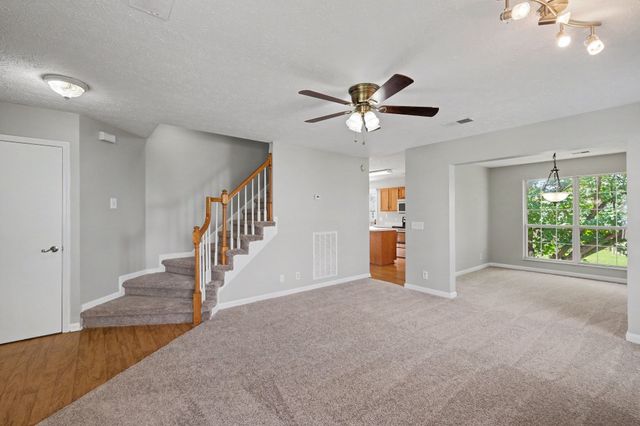 104 Deer Ridge Ln, Hendersonville, TN 37075