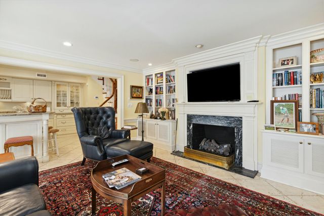 32 Church Street, Charleston, SC 29401